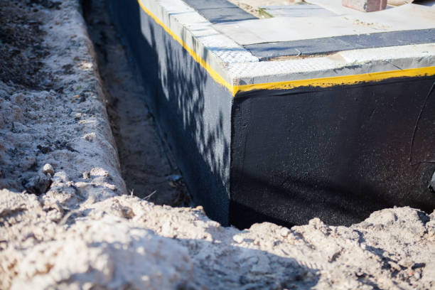 Professional Crawl Space Encapsulation technician working in Williamsburg, KY